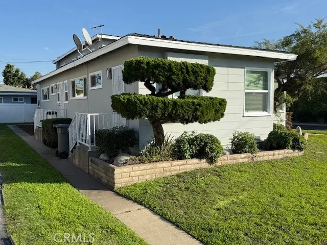 15616 S Manhattan Place, Gardena, California 90249 home-pic-3