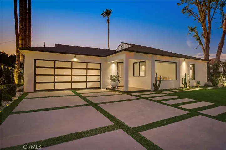 8161 Encino Avenue, Northridge, California 91325