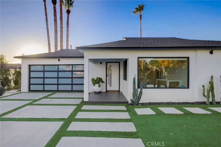 8161 Encino Avenue, Northridge, California 91325