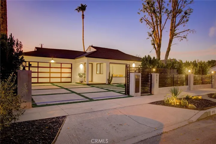 8161 Encino Avenue, Northridge, California 91325