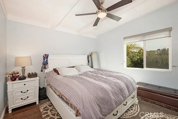 1070 Noria Street, Laguna Beach, California 92651