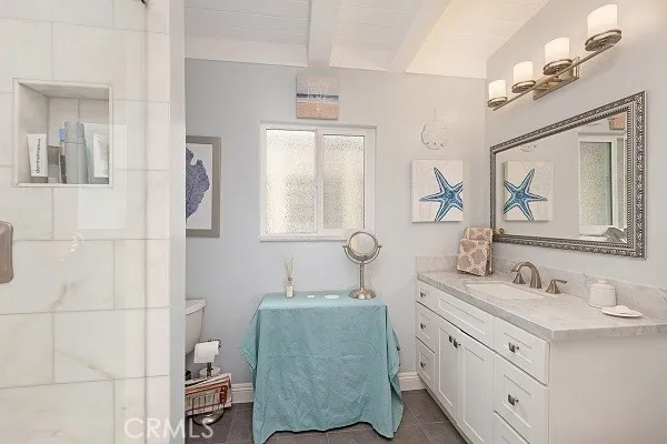 1070 Noria Street, Laguna Beach, California 92651