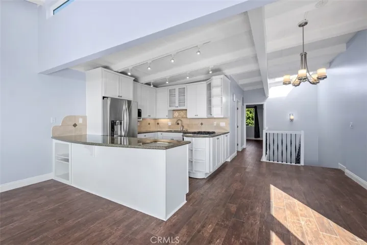 1070 Noria Street, Laguna Beach, California 92651
