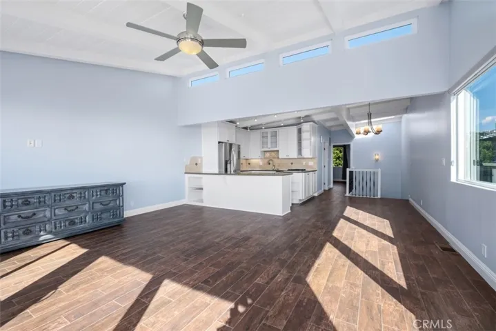 1070 Noria Street, Laguna Beach, California 92651