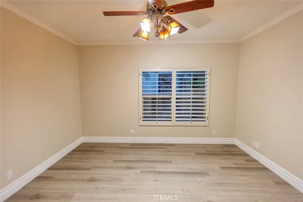 2605 Augusta, Tustin, California 92782 home-pic-23