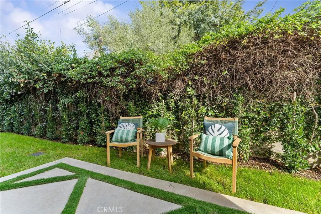 3932 S Minerva Avenue, Los Angeles, California 90066 home-pic-69
