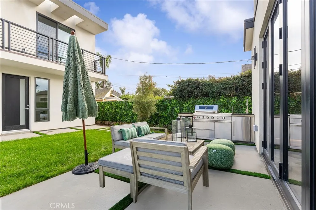 3932 S Minerva Avenue, Los Angeles, California 90066 home-pic-47