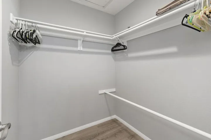 34_11950450_184917_184917-EI-134