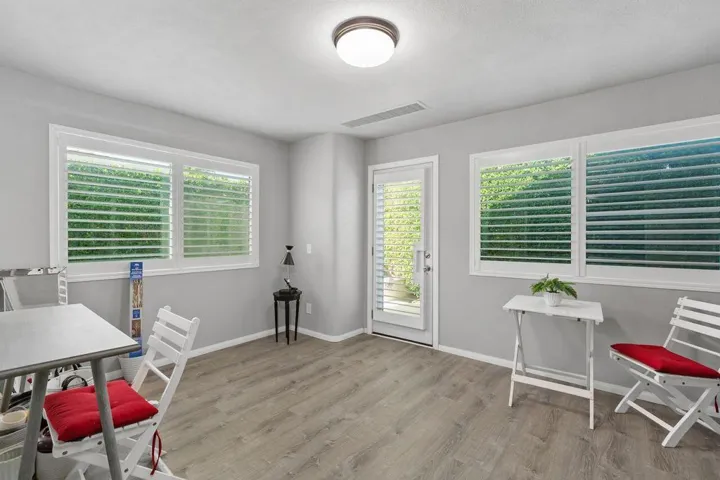 35_11950451_184917_184917-EI-135