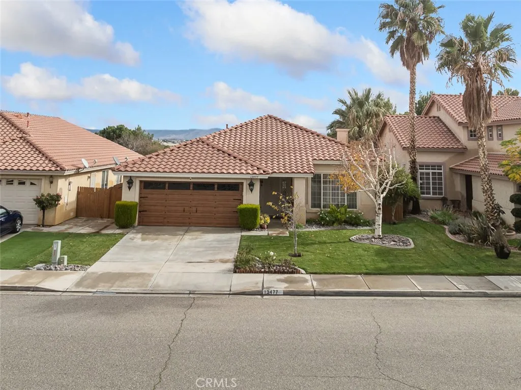 13477 Lakeside, Victorville, California 92395 home-pic-0