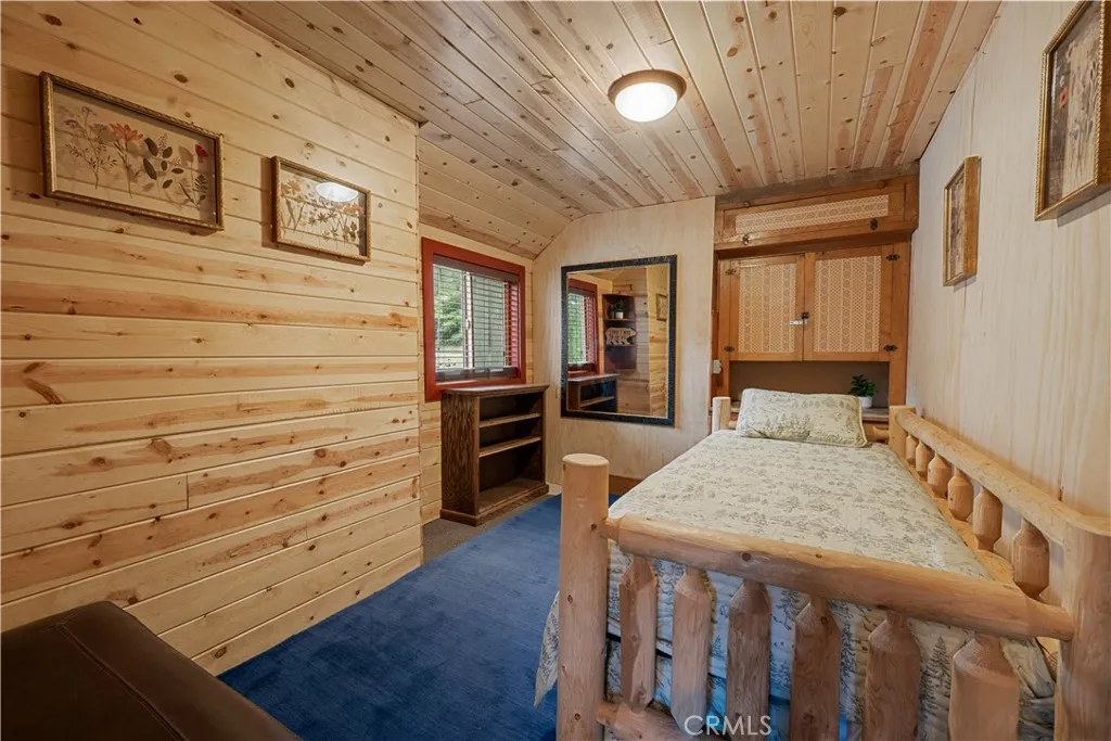 344 Edgemoor, Big Bear Lake, California 92315 home-pic-10