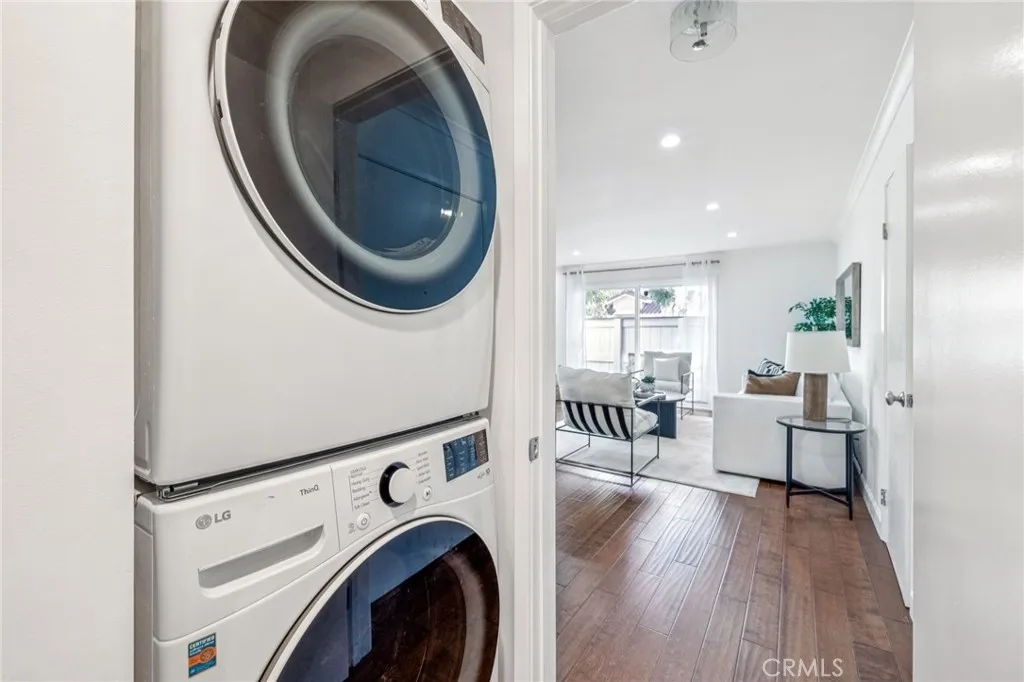 2015 Bataan Road 102, Redondo Beach, California 90278 home-pic-17