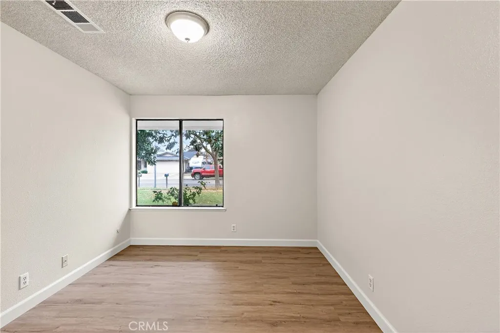 3338 Columbia, Merced, California 95340 home-pic-17