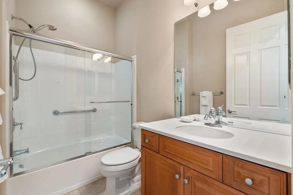 81710 Avenida Parito, Indio, California 92203 home-pic-19