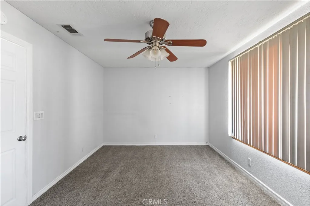 18891 Shoshonee Road, Apple Valley, California 92307 home-pic-13