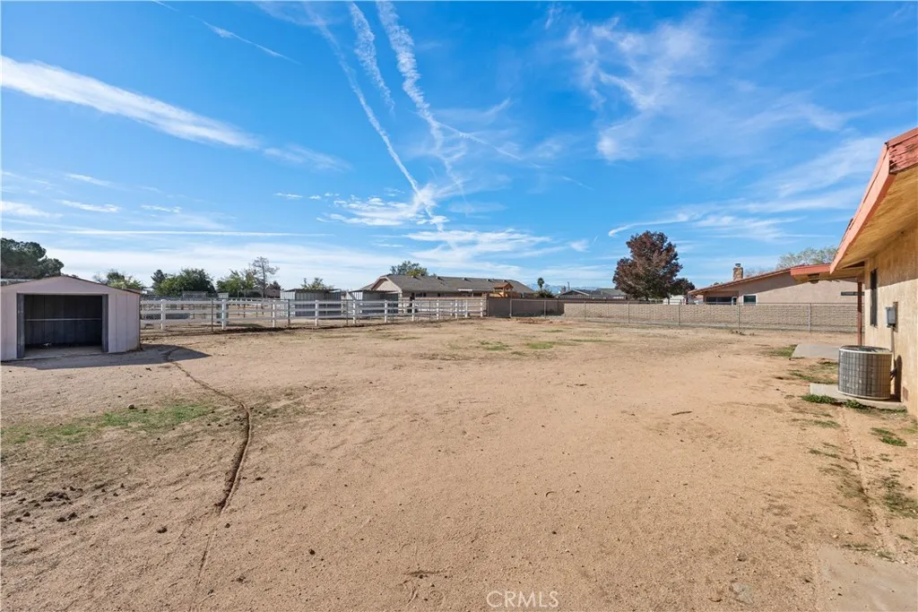 18891 Shoshonee Road, Apple Valley, California 92307 home-pic-23