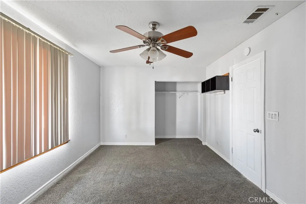 18891 Shoshonee Road, Apple Valley, California 92307 home-pic-12