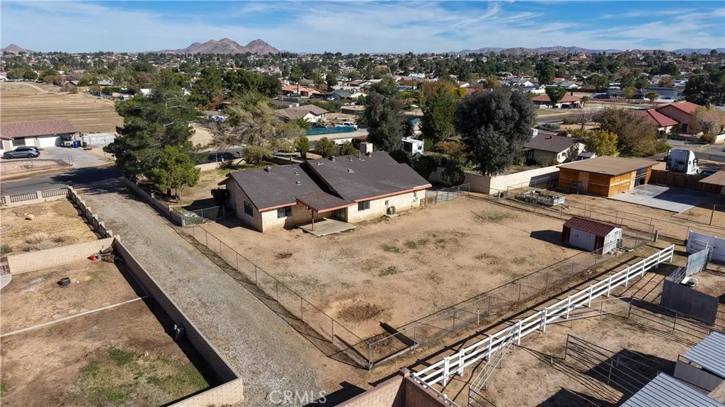 18891 Shoshonee Road, Apple Valley, California 92307 home-pic-27