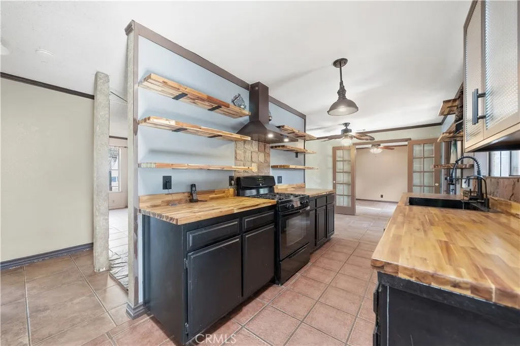 27720 Goetz, Menifee, California 92587 home-pic-22