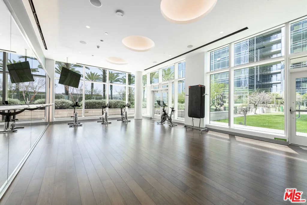 877 Francisco Street 919, Los Angeles, California 90017 home-pic-20