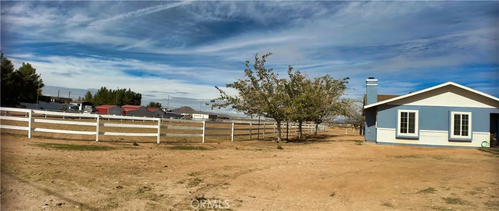 22974 Standing Rock, Apple Valley, California 92307 home-pic-59