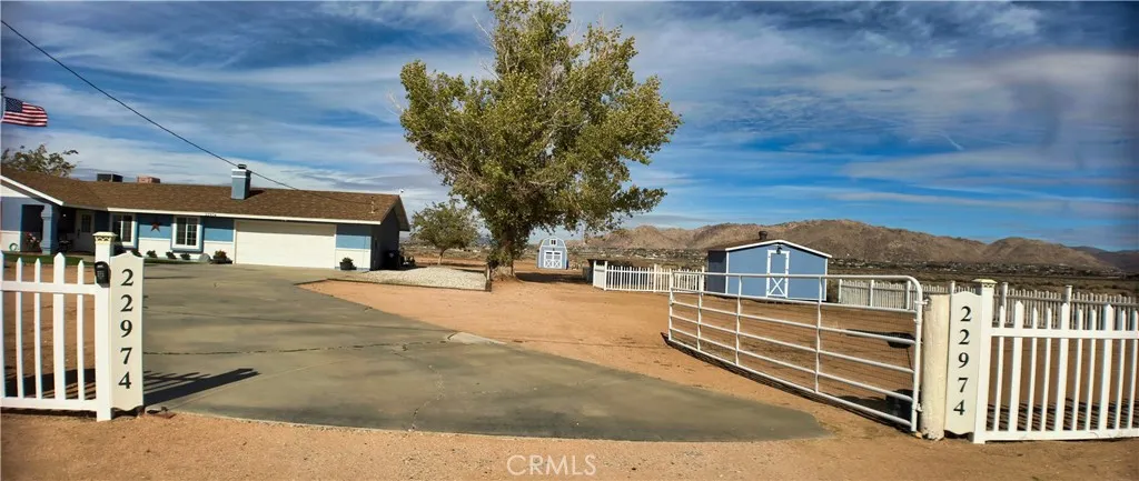 22974 Standing Rock, Apple Valley, California 92307 home-pic-58