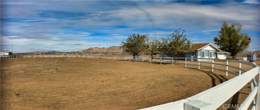22974 Standing Rock, Apple Valley, California 92307 home-pic-8