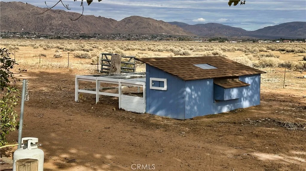 22974 Standing Rock, Apple Valley, California 92307 home-pic-51