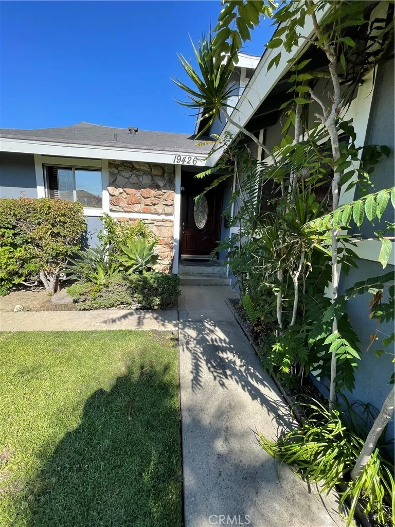 19426 Belshaw, Carson, California 90746 home-pic-2