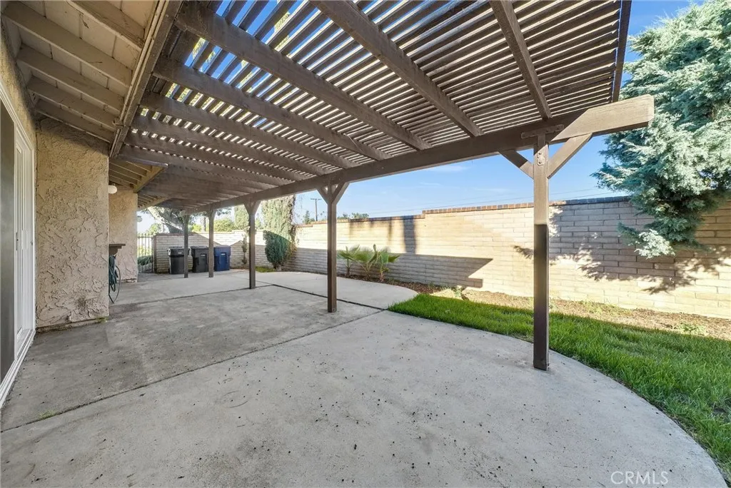 5404 Quince, Riverside, California 92506 home-pic-12