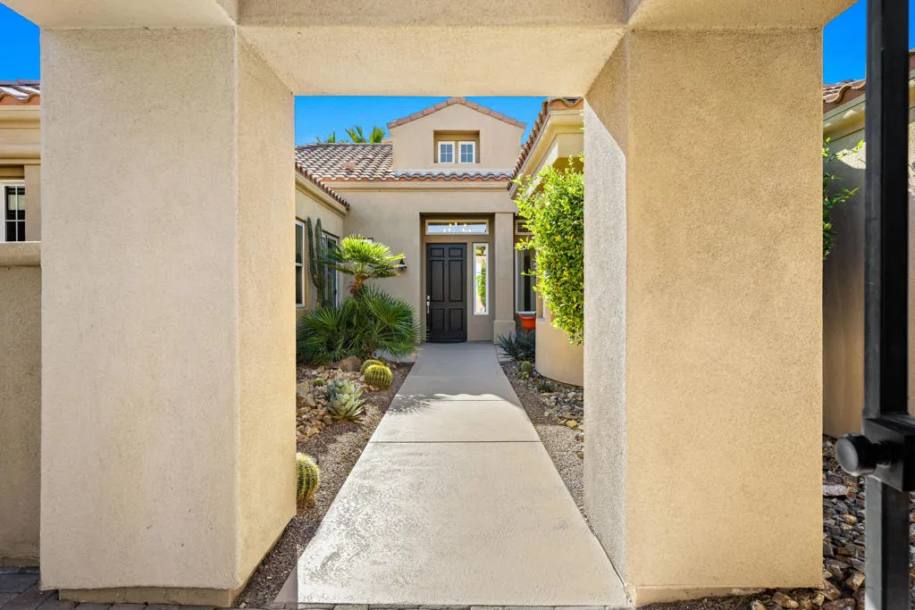 96 Via Bella, Rancho Mirage, California 92270 home-pic-3