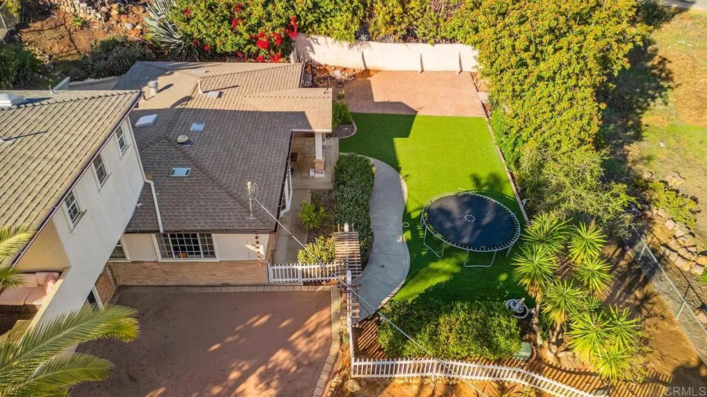 10820 Dutton Drive, La Mesa, California 91941 home-pic-45