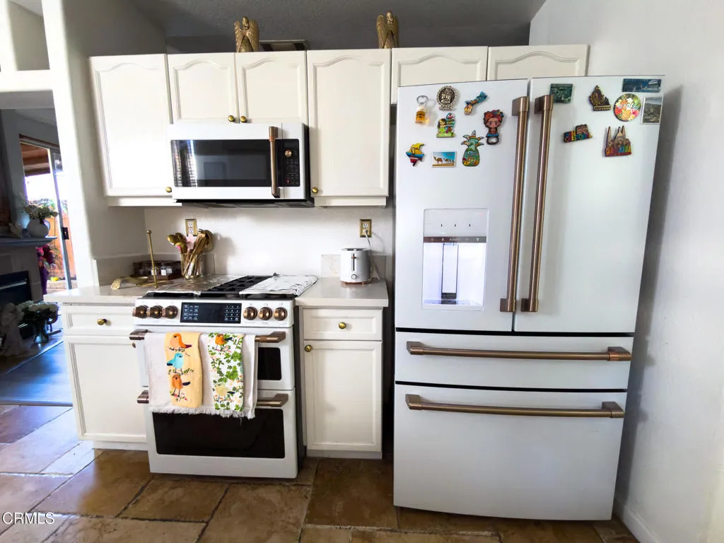 207 Hermano Trail, Oxnard, California 93036 home-pic-26