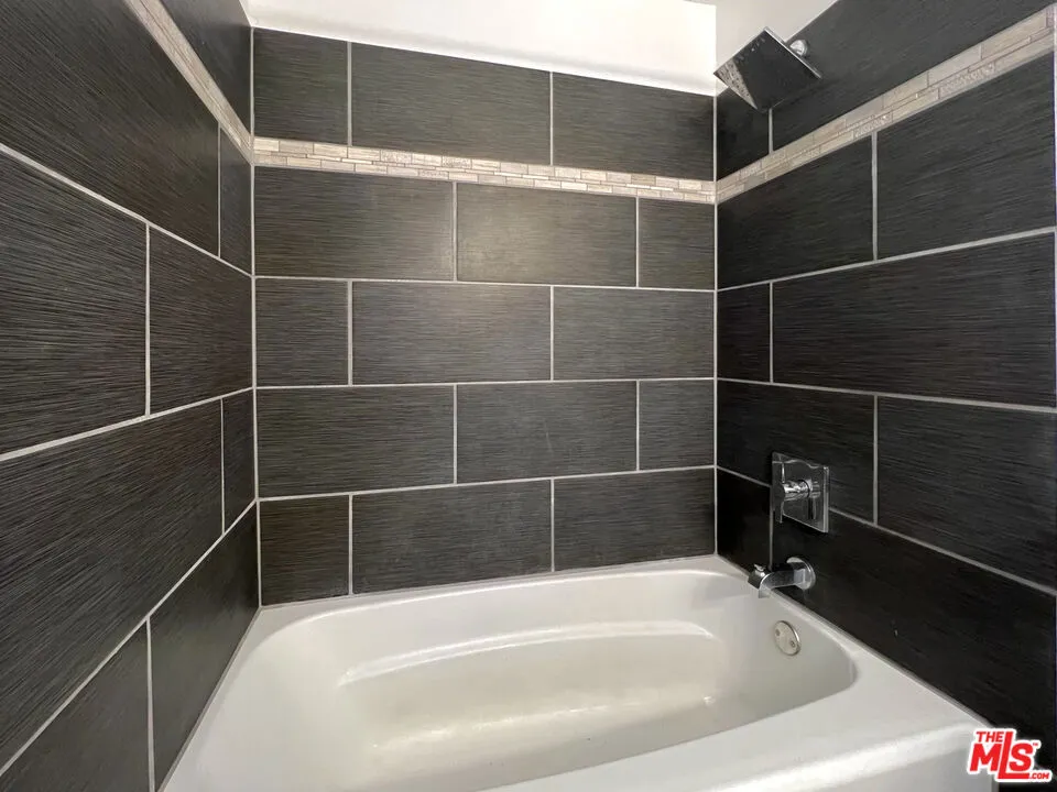 6391 Ruth Drive, Yucca Valley, California 92284 home-pic-55