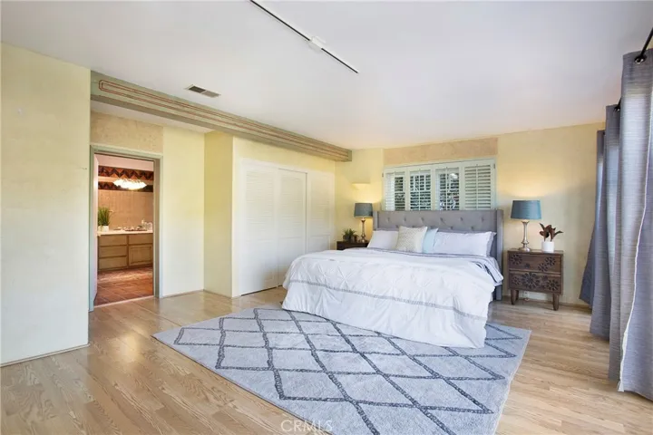 1096 Madison Place, Laguna Beach, California 92651
