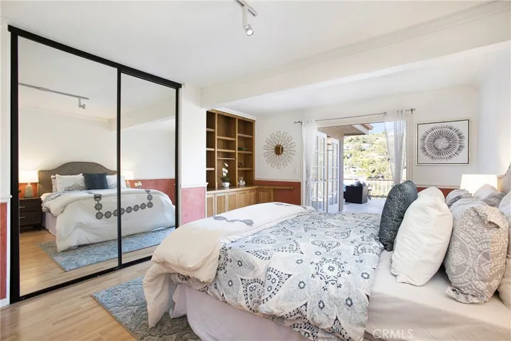 1096 Madison Place, Laguna Beach, California 92651