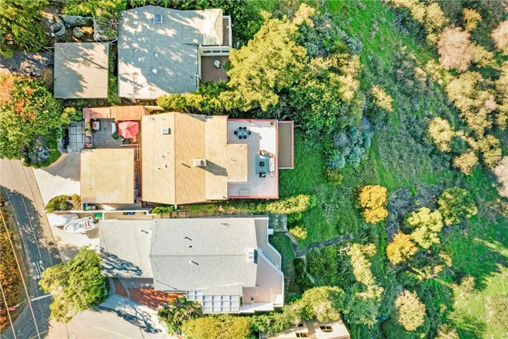 1096 Madison Place, Laguna Beach, California 92651