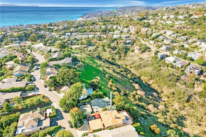 1096 Madison Place, Laguna Beach, California 92651