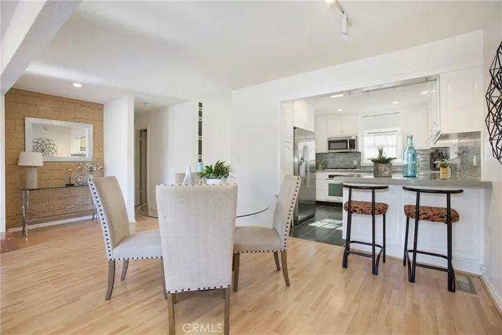 1096 Madison Place, Laguna Beach, California 92651