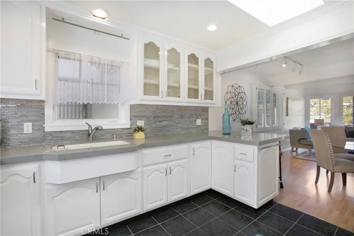 1096 Madison Place, Laguna Beach, California 92651