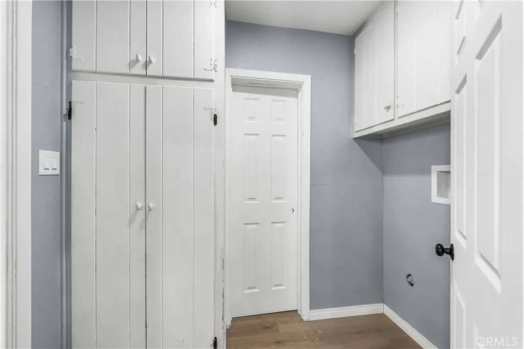 5651 Radford, Valley Village, California 91607 home-pic-11