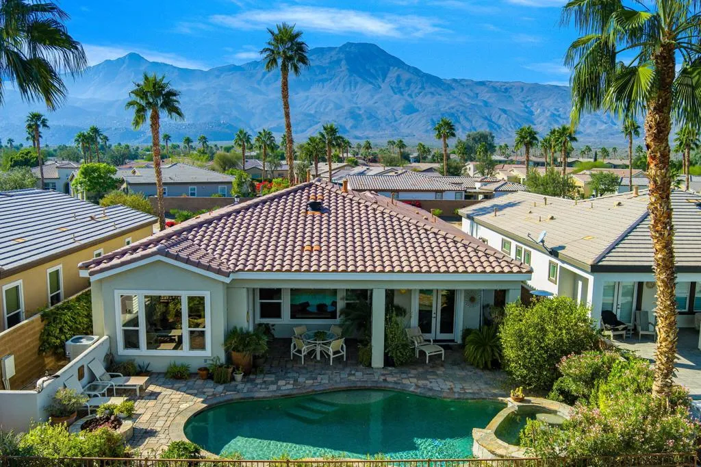 61318 Sapphire Lane, La Quinta, California 92253 home-pic-1