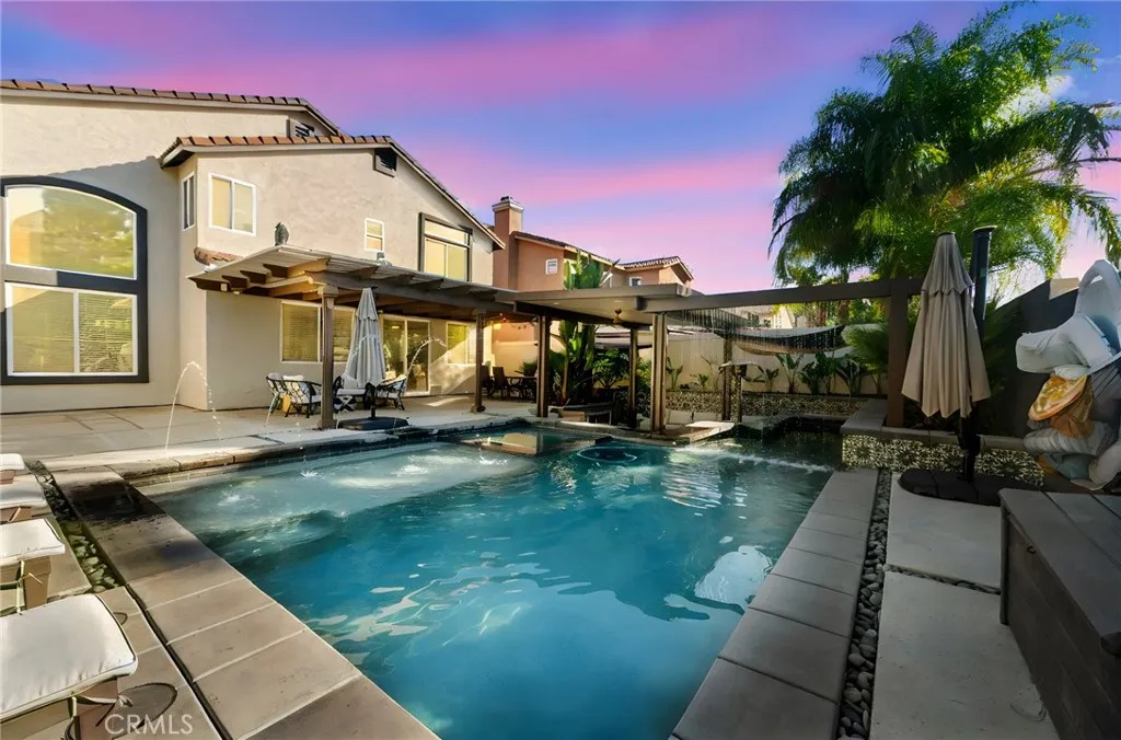 16 Villa Valtelena, Lake Elsinore, California 92532 home-pic-0