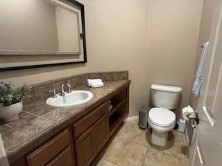 HALL POWDER ROOM