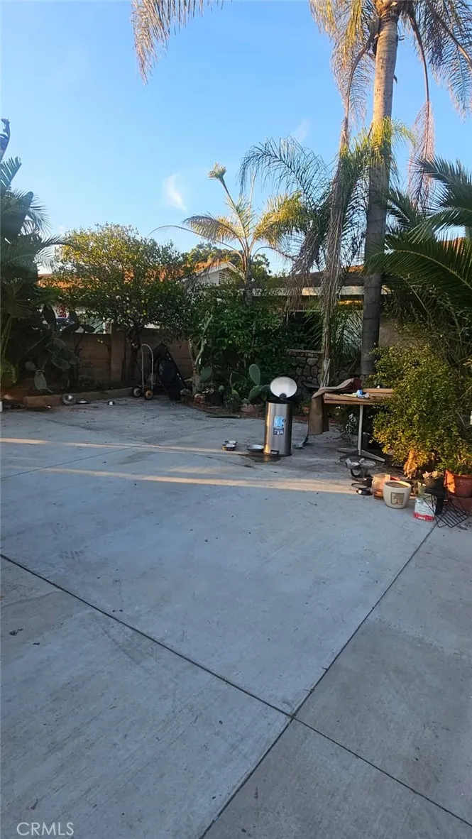2313 Downie Place, Santa Ana, California 92706 home-pic-22