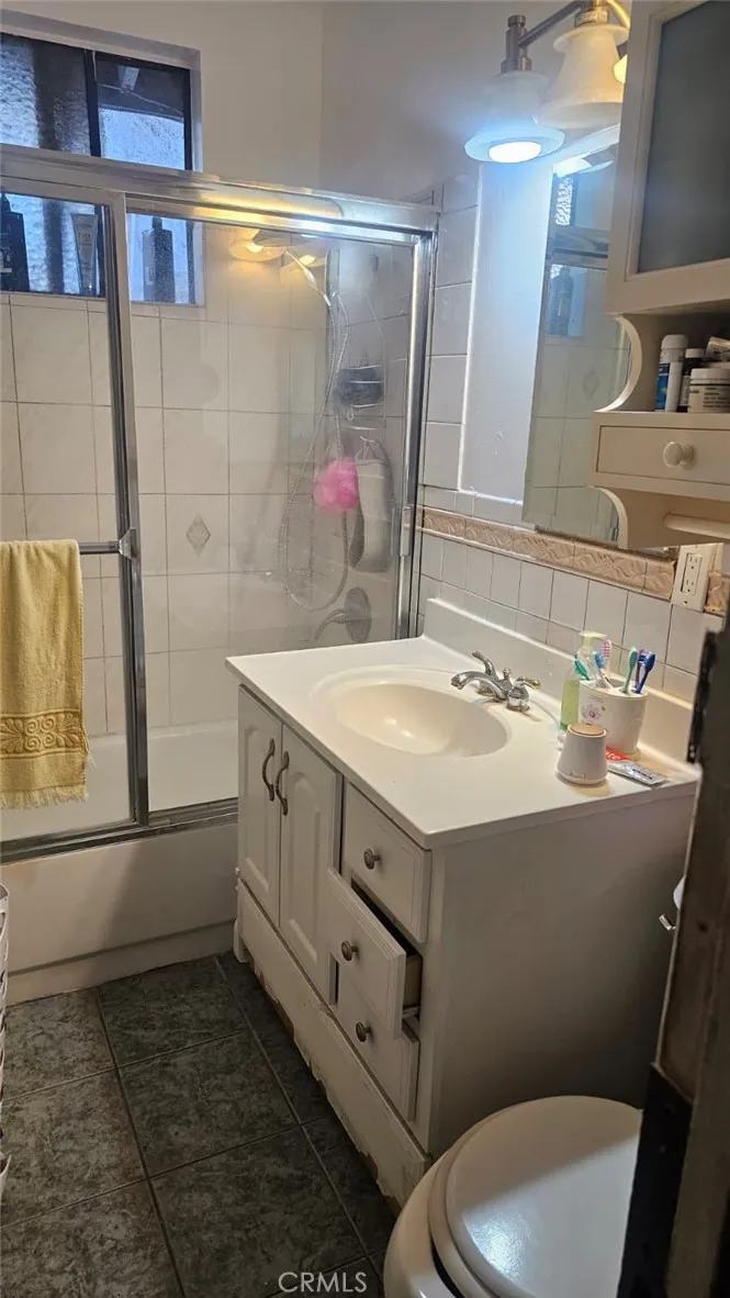 2313 Downie Place, Santa Ana, California 92706 home-pic-13