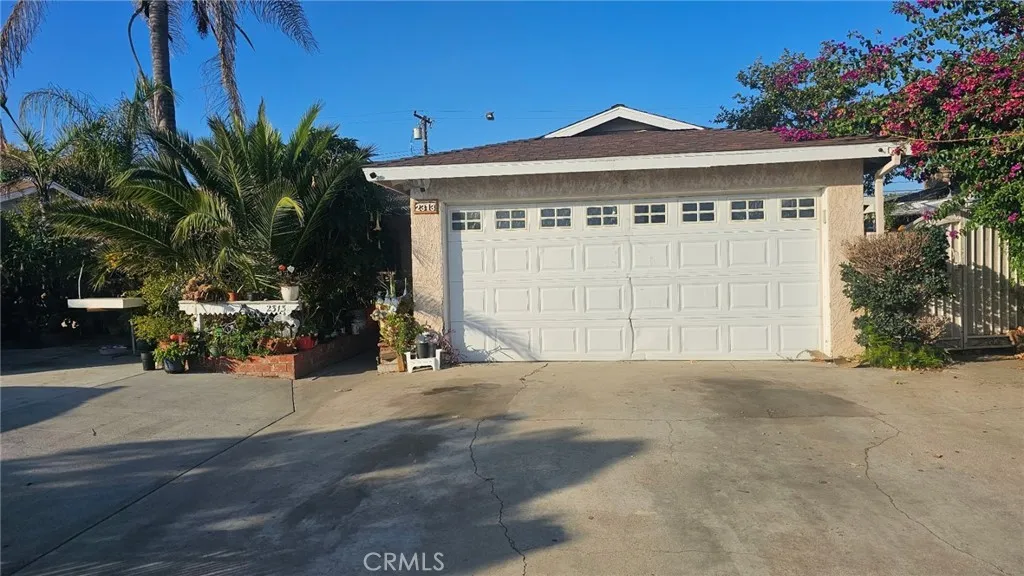 2313 Downie Place, Santa Ana, California 92706 home-pic-0