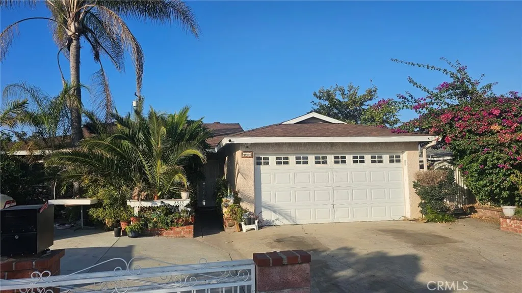 2313 Downie Place, Santa Ana, California 92706 home-pic-1