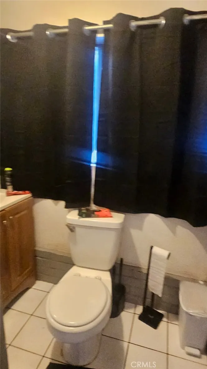 2313 Downie Place, Santa Ana, California 92706 home-pic-15