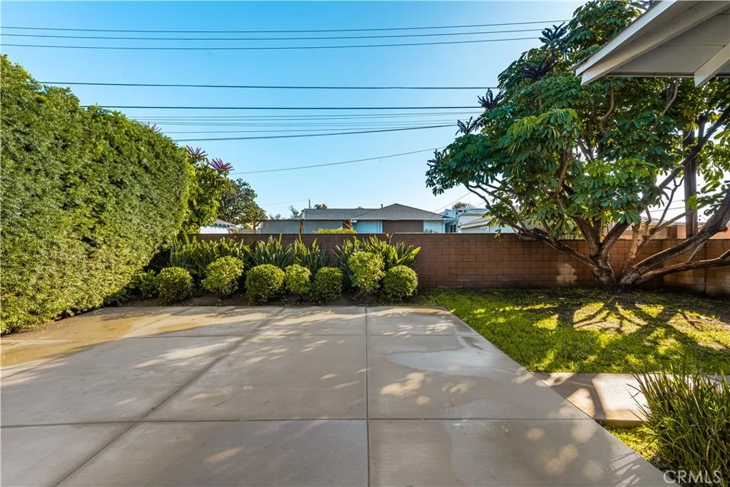 912 N Prospero Drive, Covina, California 91722 home-pic-15